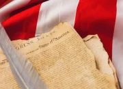 Perbedaan antara Pancasila dengan Ideologi Komunisme