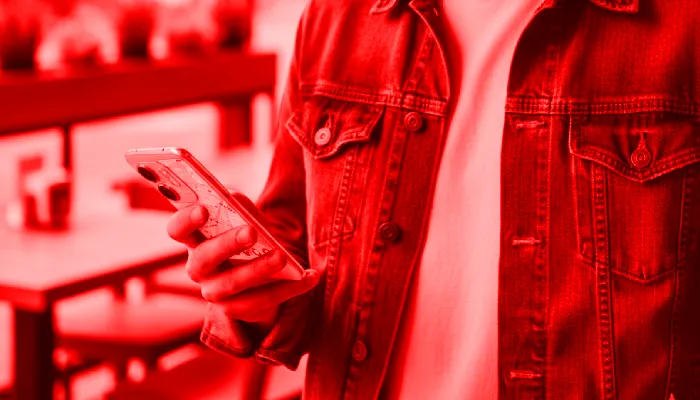 5 HP Tahan Air 1 Jutaan yang Cocok untuk Musim Hujan